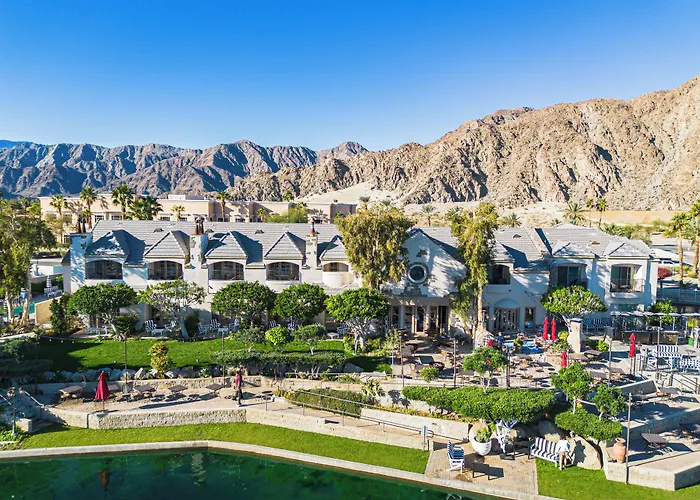 The Chateau At Lake La Quinta